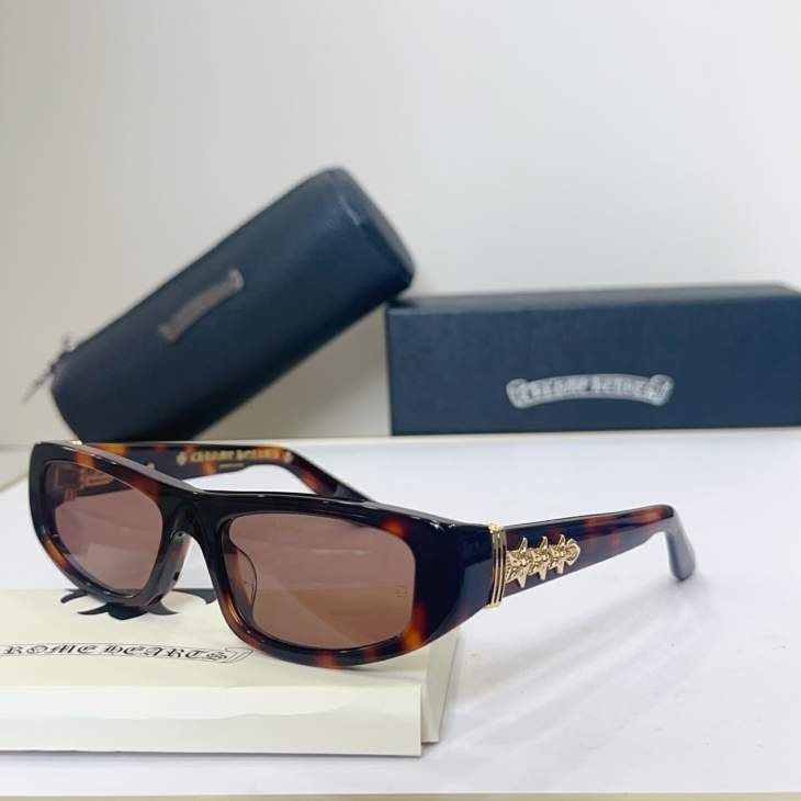 Picture of Chrome Hearts Sunglasses _SKUfw76034342fw